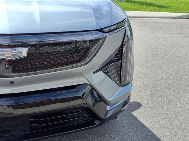 new 2025 Cadillac OPTIQ car, priced at $59,310