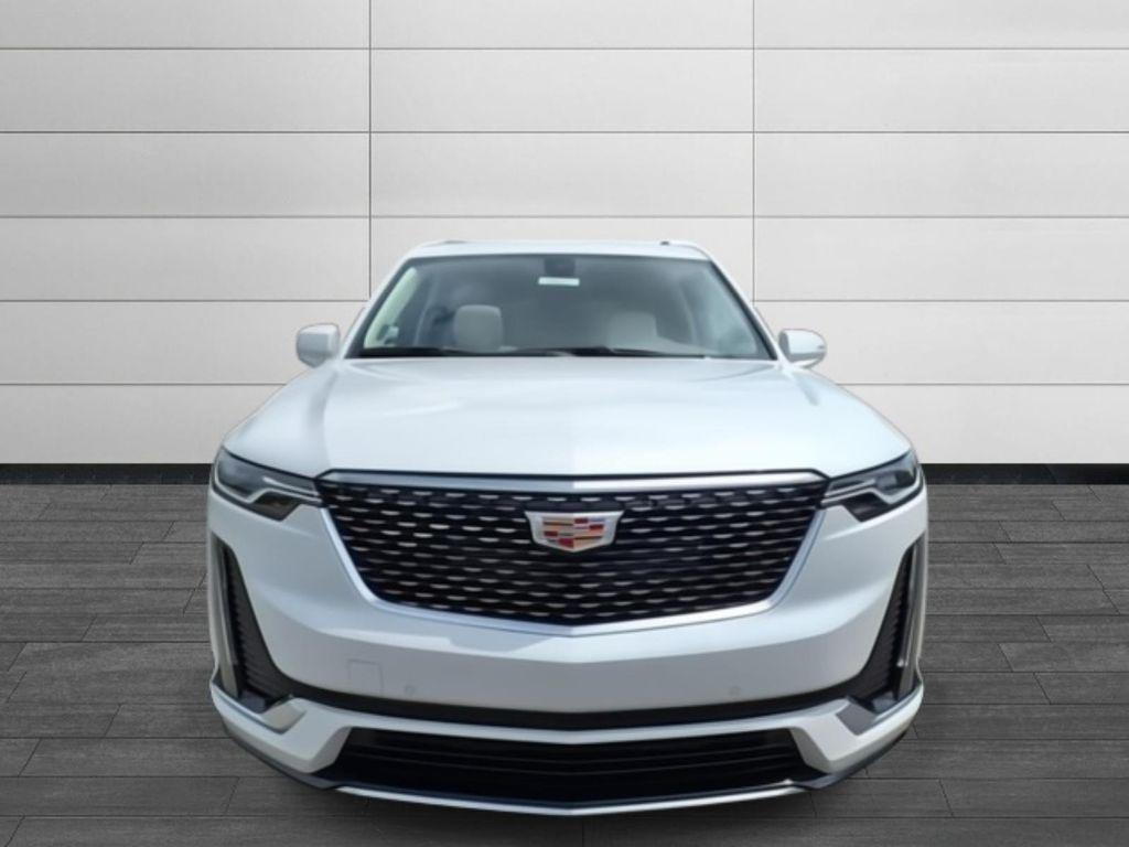 new 2025 Cadillac XT6 car, priced at $58,915
