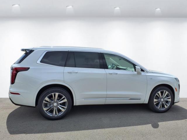 new 2025 Cadillac XT6 car, priced at $58,915