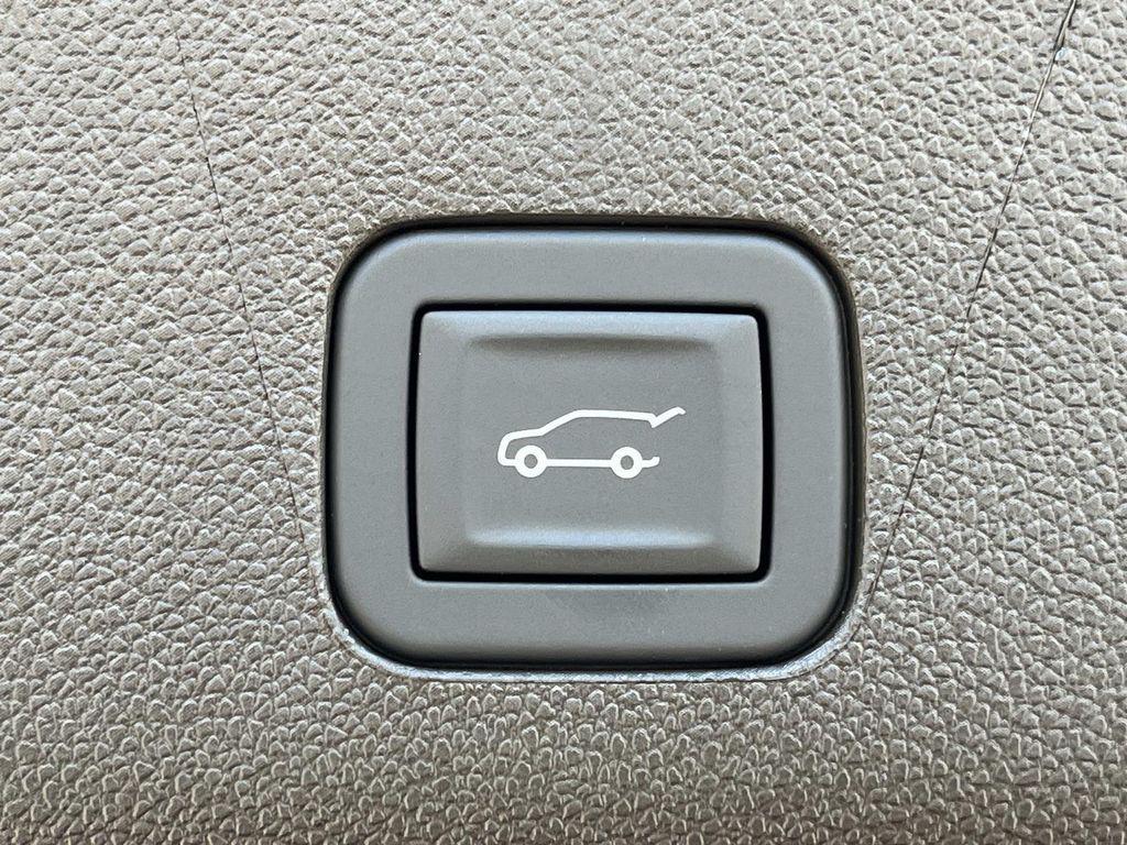 new 2025 Cadillac Escalade ESV car, priced at $117,990