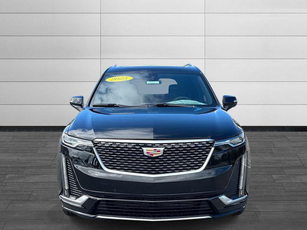 new 2025 Cadillac XT6 car, priced at $54,193