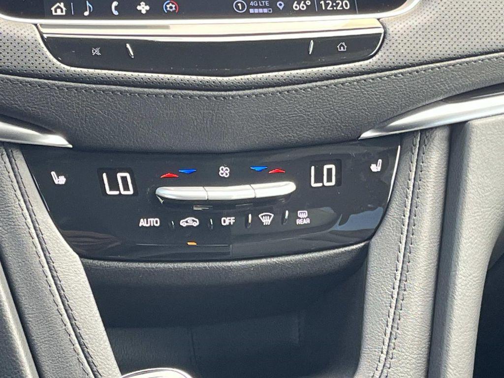 new 2025 Cadillac XT6 car, priced at $54,193