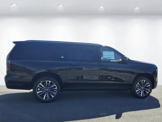 new 2025 Cadillac Escalade ESV car, priced at $113,085