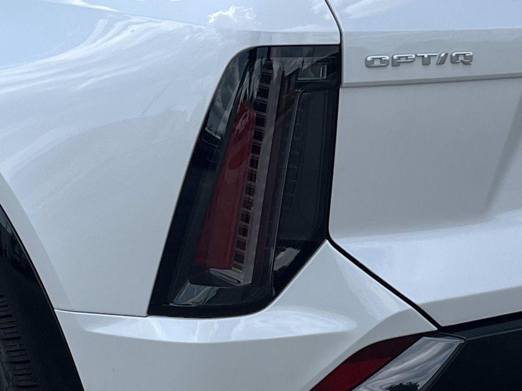 new 2025 Cadillac OPTIQ car, priced at $58,395