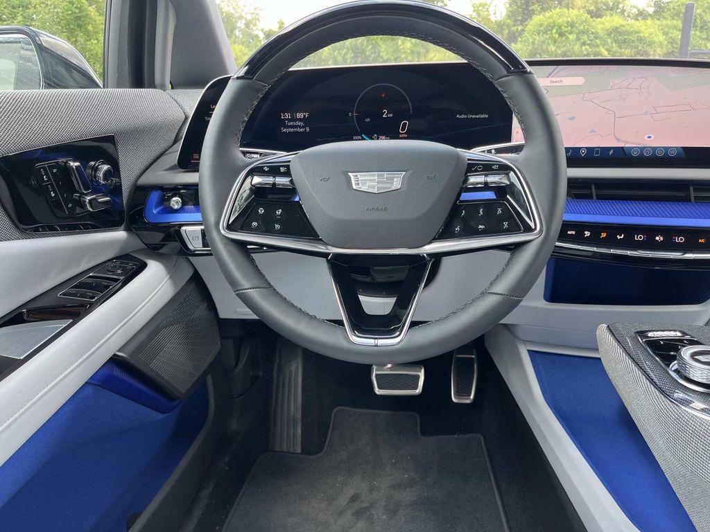 new 2025 Cadillac OPTIQ car, priced at $58,395