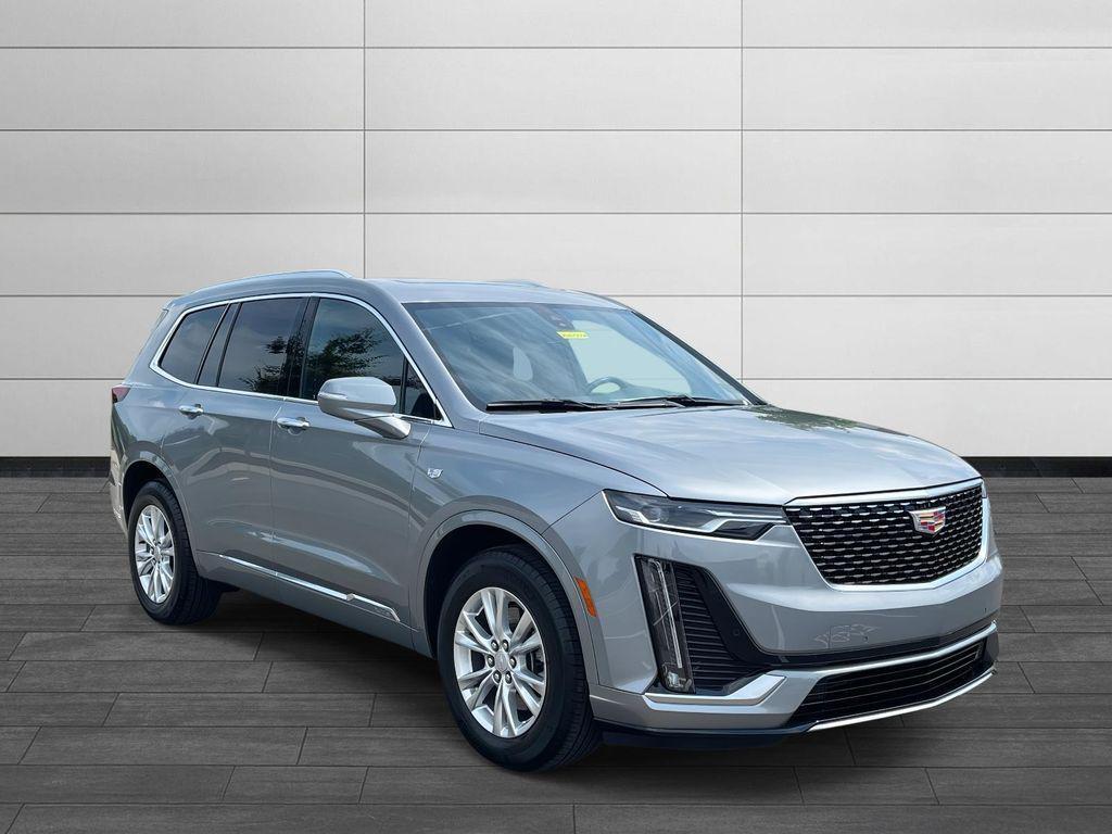 used 2025 Cadillac XT6 car, priced at $44,991