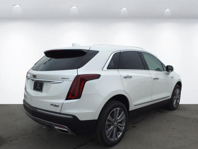 new 2025 Cadillac XT5 car, priced at $53,215