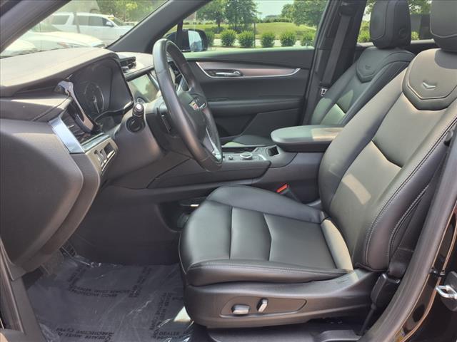 used 2022 Cadillac XT6 car, priced at $33,590