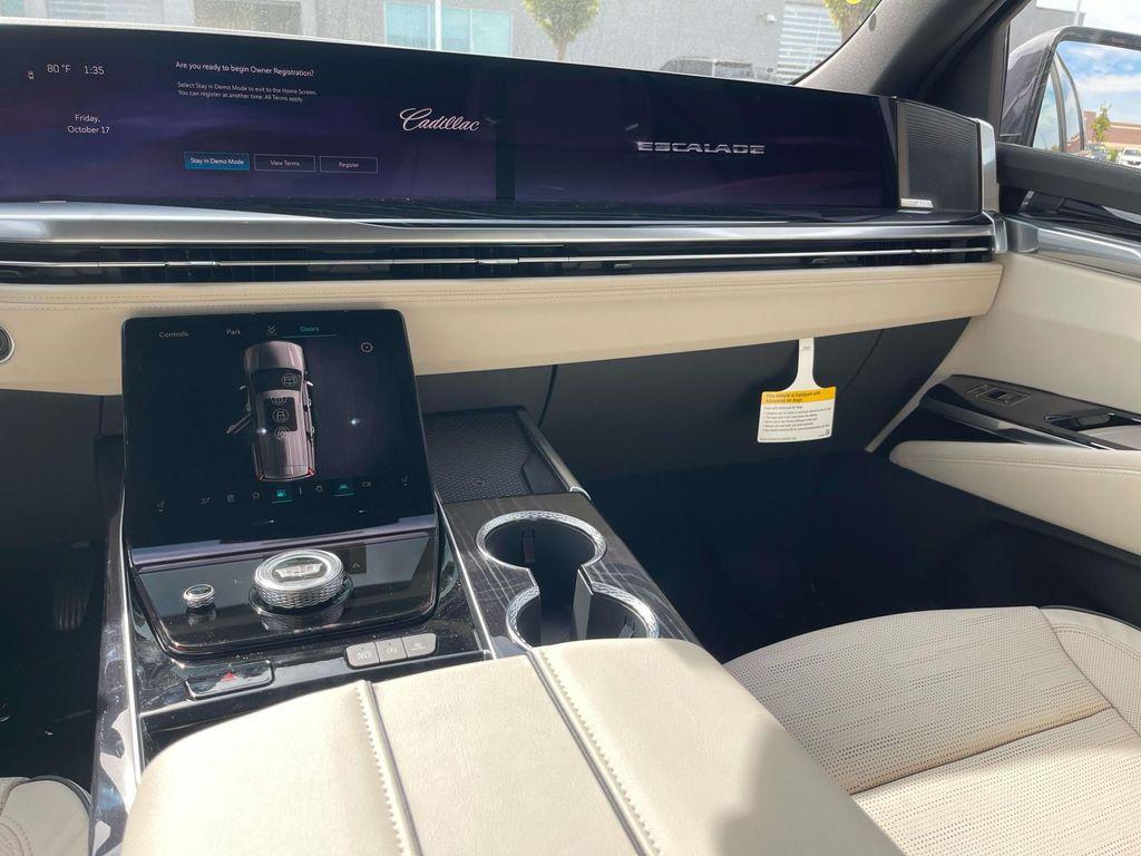 new 2026 Cadillac Escalade ESV car, priced at $115,165