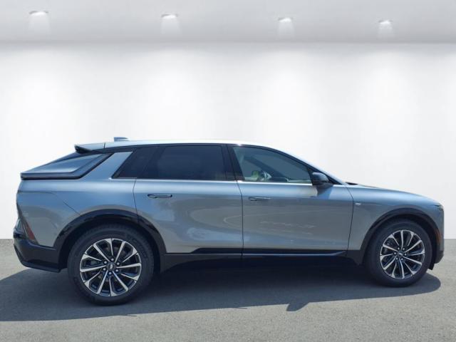 new 2025 Cadillac LYRIQ car, priced at $69,090