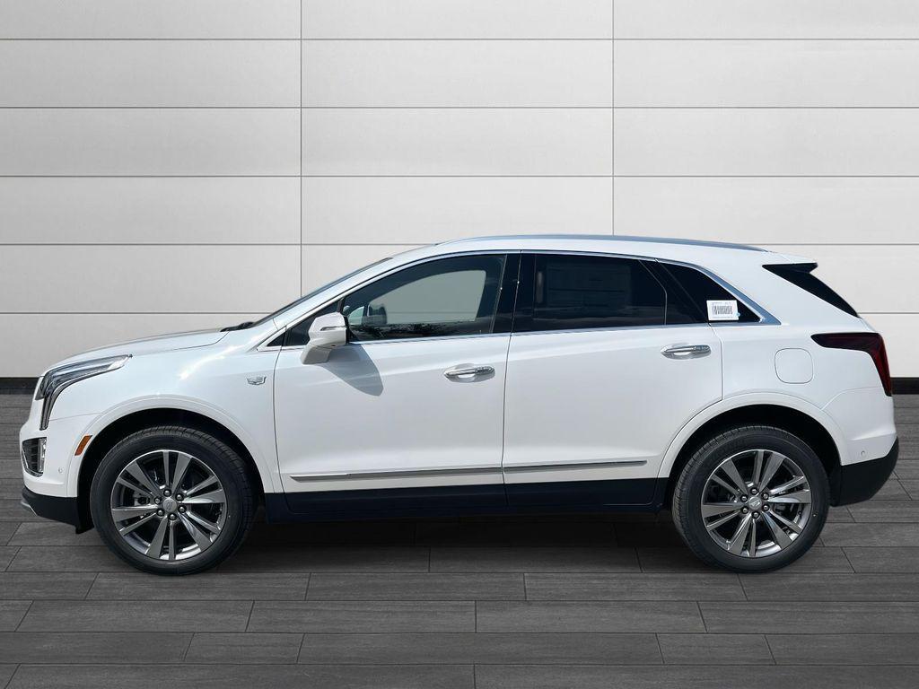 new 2025 Cadillac XT5 car, priced at $59,535