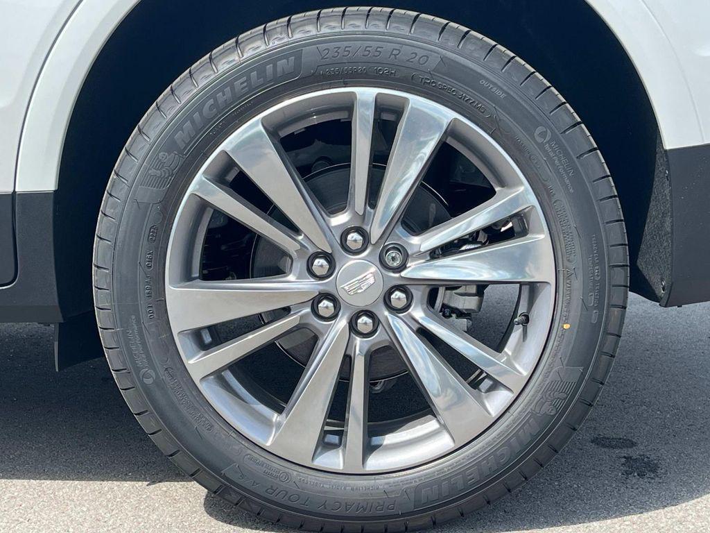 new 2025 Cadillac XT5 car, priced at $59,535