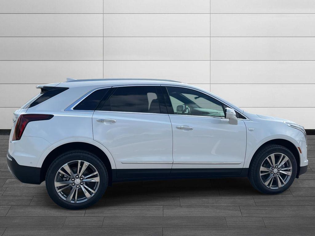 new 2025 Cadillac XT5 car, priced at $59,535