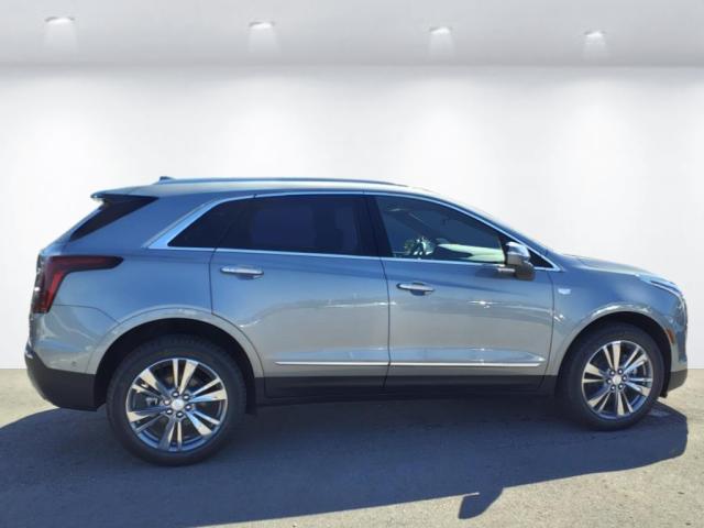 new 2025 Cadillac XT5 car, priced at $56,465
