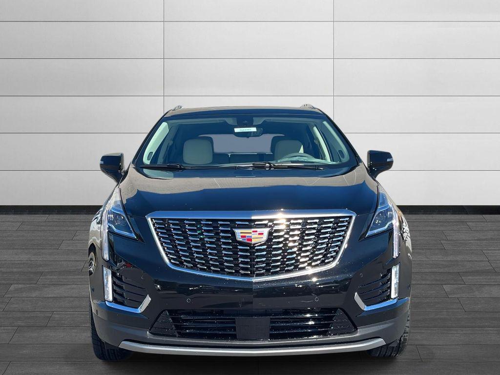 new 2025 Cadillac XT5 car, priced at $58,290