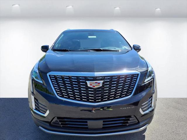 new 2025 Cadillac XT5 car, priced at $56,290