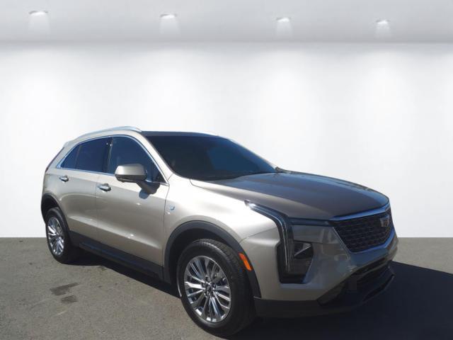 new 2025 Cadillac XT4 car, priced at $45,365