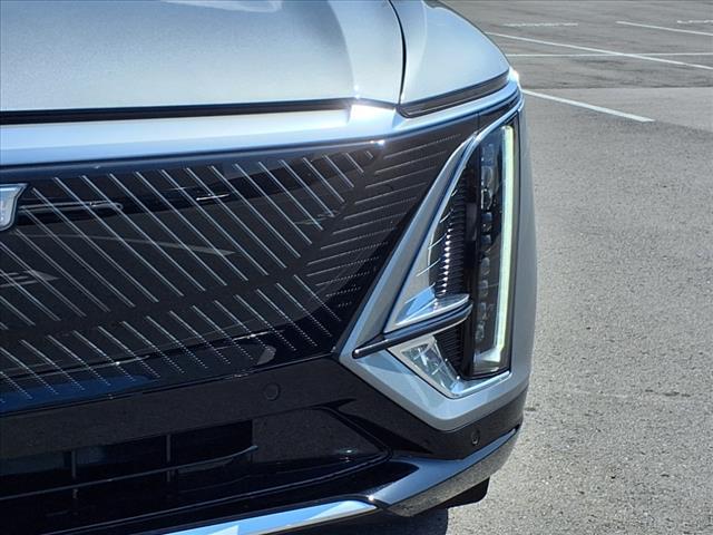 new 2025 Cadillac LYRIQ car, priced at $68,590