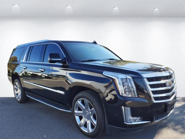 used 2017 Cadillac Escalade ESV car, priced at $26,990