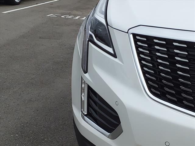 new 2025 Cadillac XT5 car, priced at $54,215