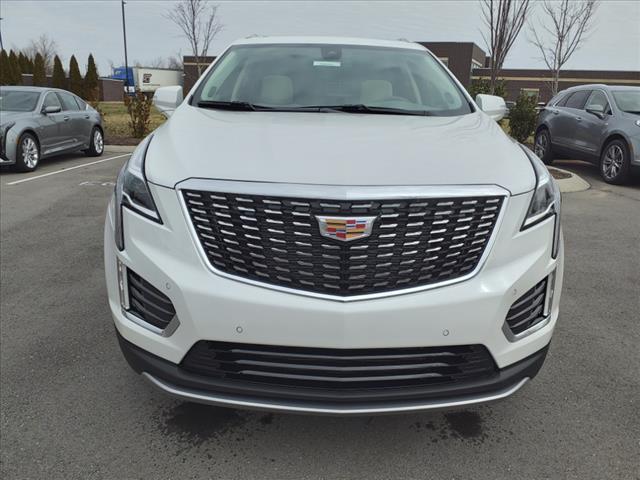 new 2025 Cadillac XT5 car, priced at $54,215