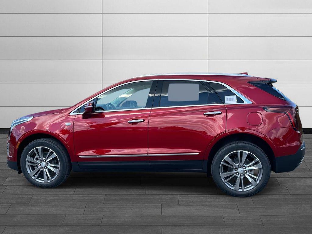 new 2025 Cadillac XT5 car, priced at $58,090