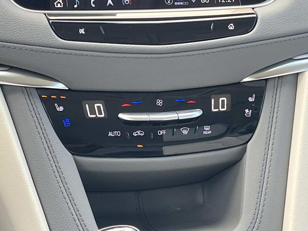 new 2025 Cadillac XT5 car, priced at $58,090