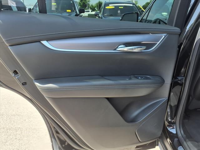 used 2023 Cadillac XT6 car, priced at $40,990