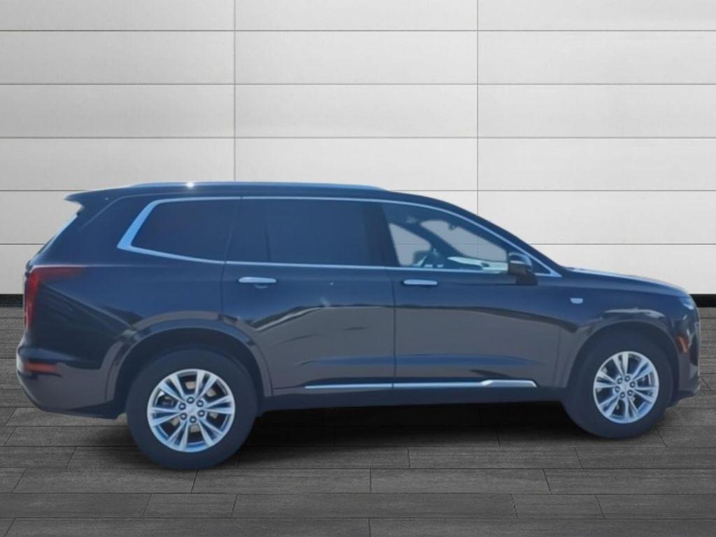 used 2023 Cadillac XT6 car, priced at $38,852