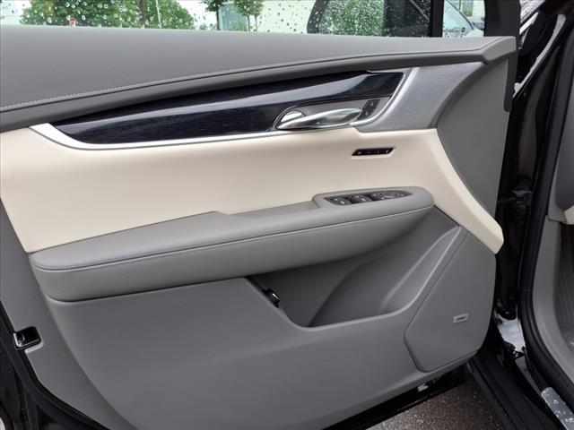 new 2025 Cadillac XT6 car, priced at $58,315