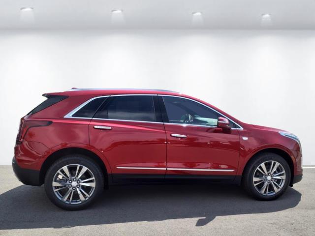 new 2025 Cadillac XT5 car, priced at $59,135