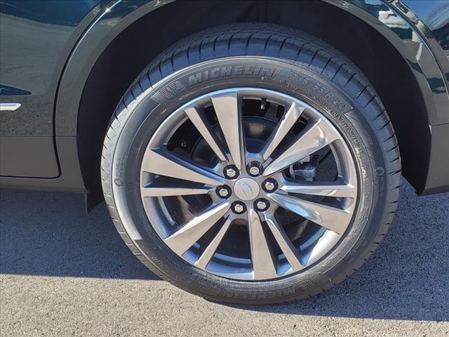 new 2025 Cadillac XT5 car, priced at $57,090