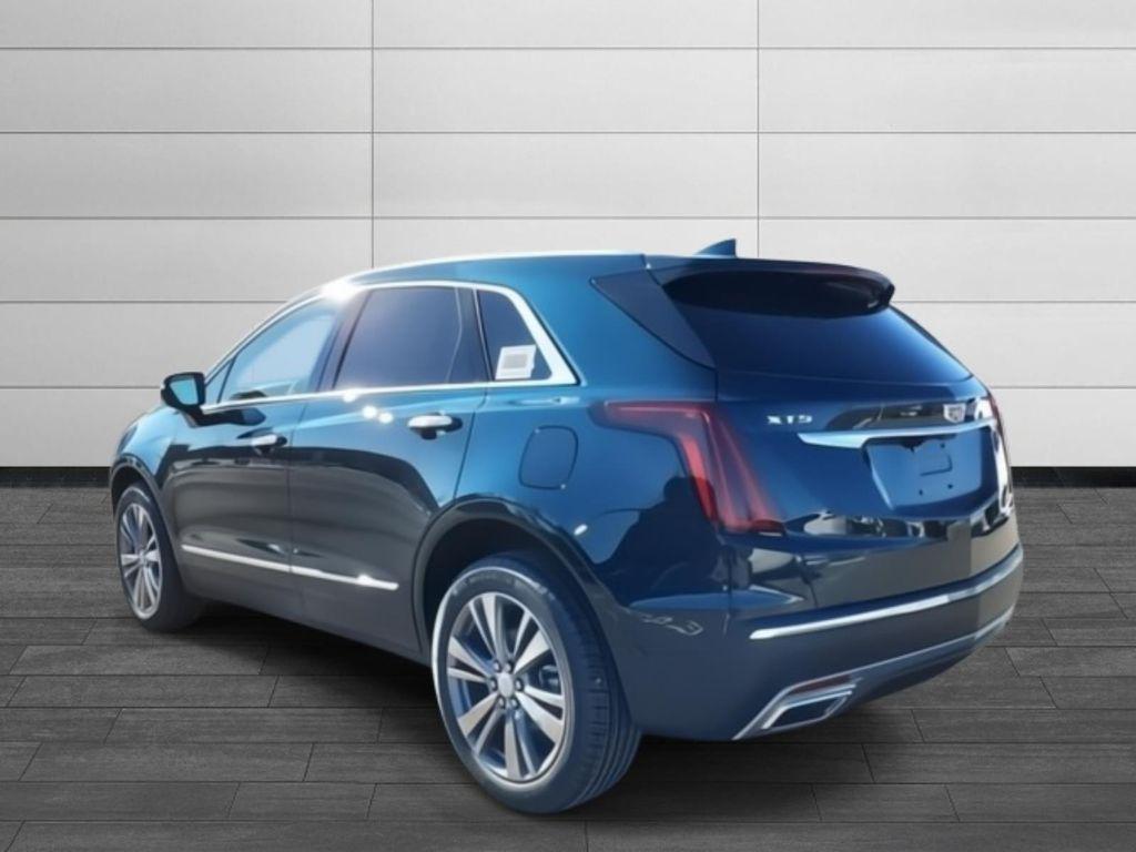 new 2025 Cadillac XT5 car, priced at $57,090
