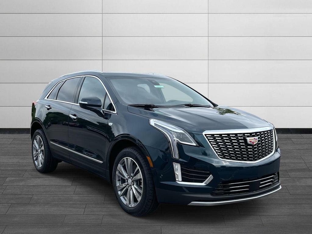 new 2025 Cadillac XT5 car, priced at $59,490