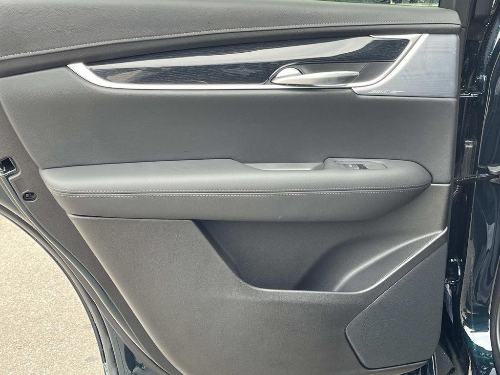 new 2025 Cadillac XT5 car, priced at $59,490