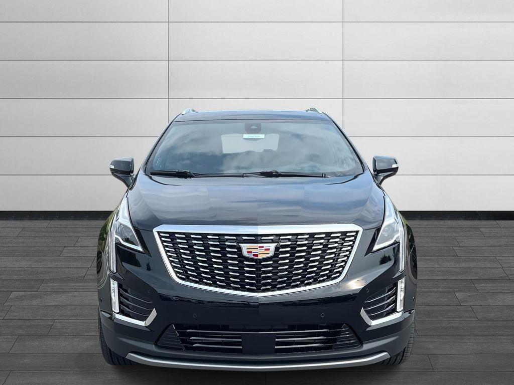 new 2025 Cadillac XT5 car, priced at $57,490