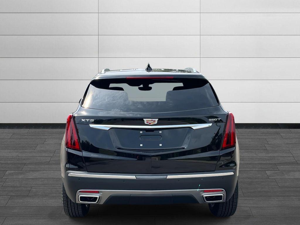 new 2025 Cadillac XT5 car, priced at $57,490