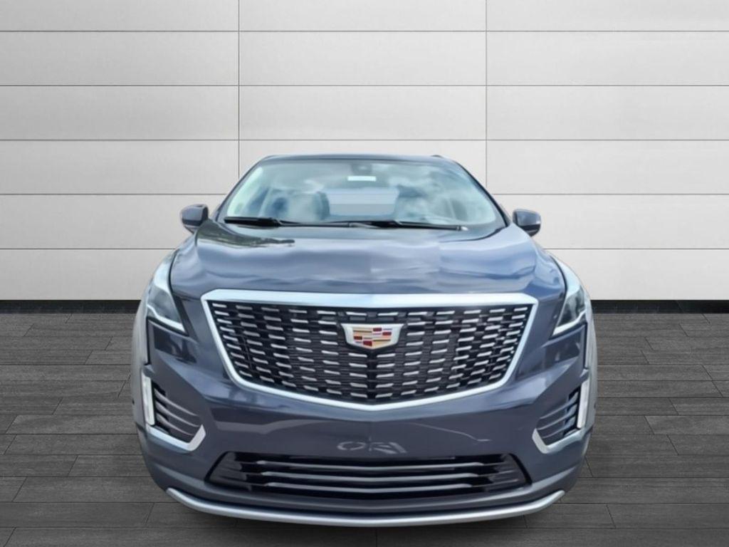 new 2025 Cadillac XT5 car, priced at $57,190