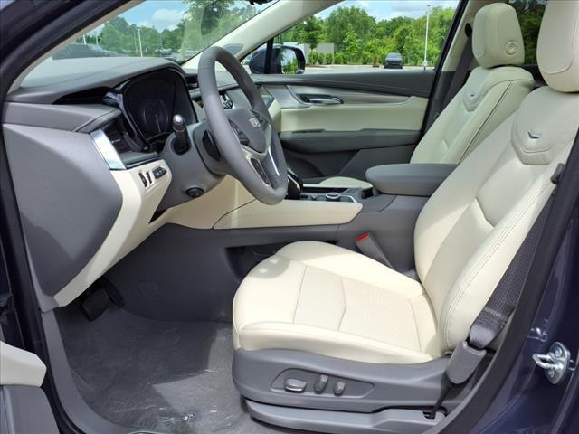 new 2025 Cadillac XT5 car, priced at $57,190