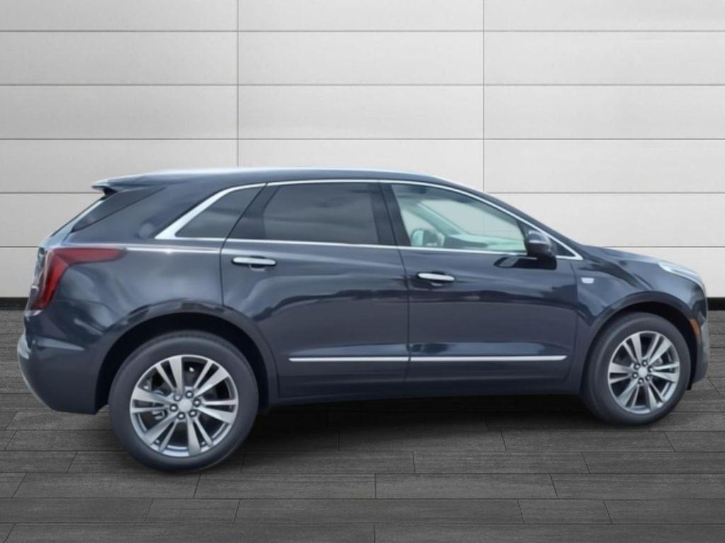 new 2025 Cadillac XT5 car, priced at $57,190