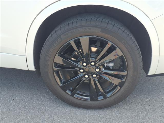 used 2023 Cadillac XT6 car, priced at $42,990