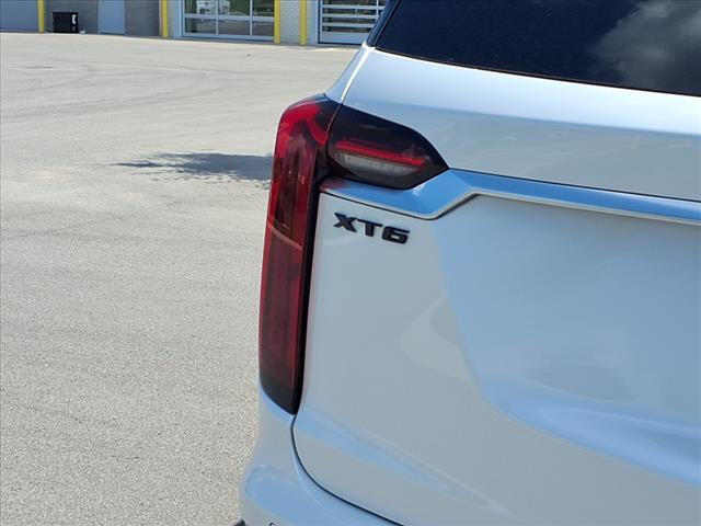 used 2023 Cadillac XT6 car, priced at $42,990