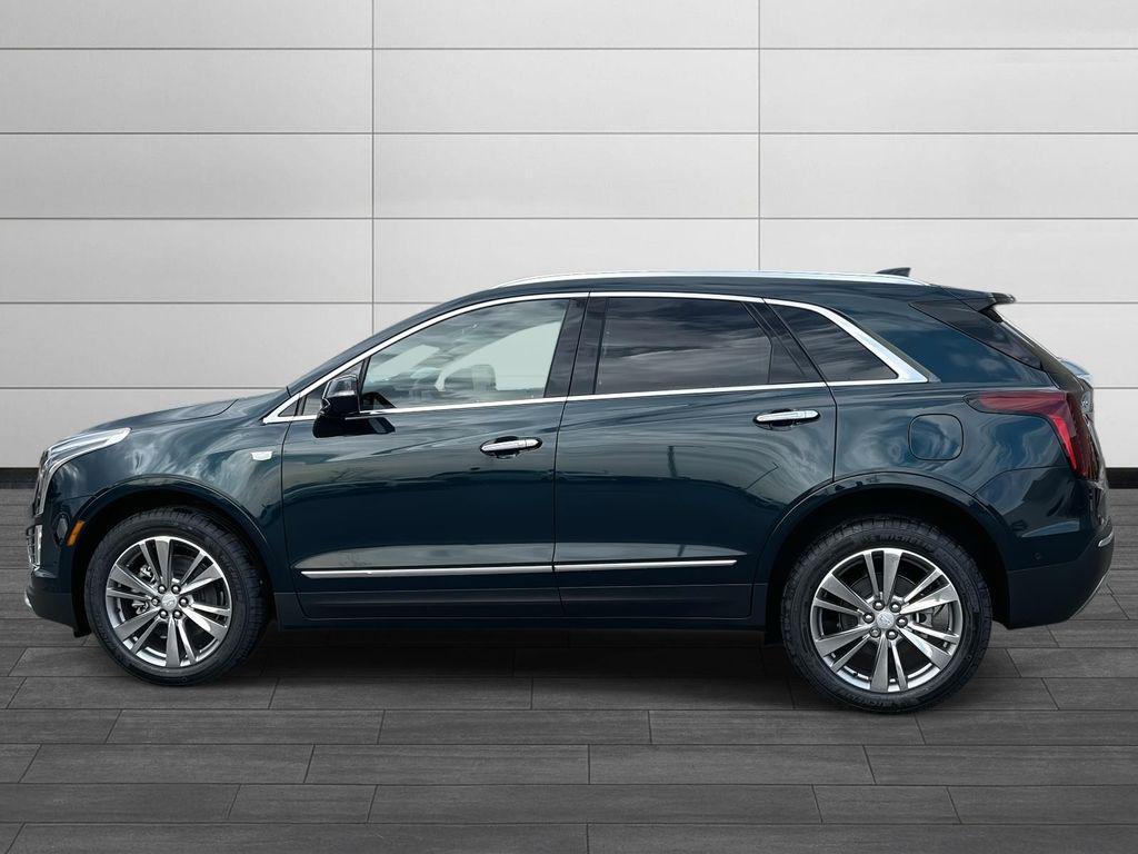 new 2026 Cadillac XT5 car, priced at $59,490