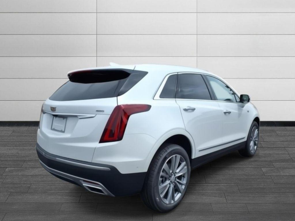 new 2025 Cadillac XT5 car, priced at $59,090