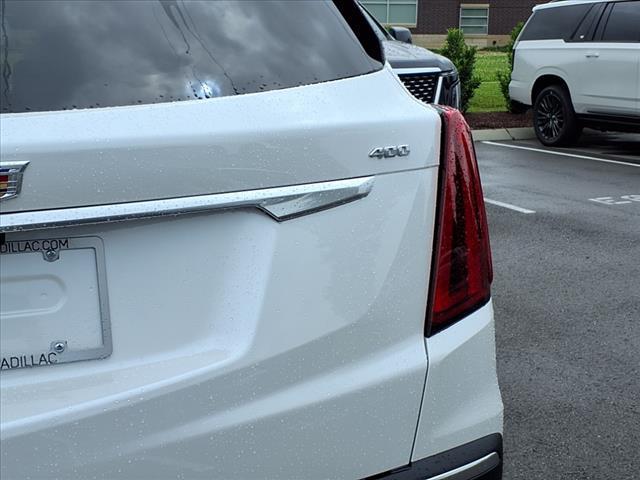 new 2025 Cadillac XT5 car, priced at $59,090