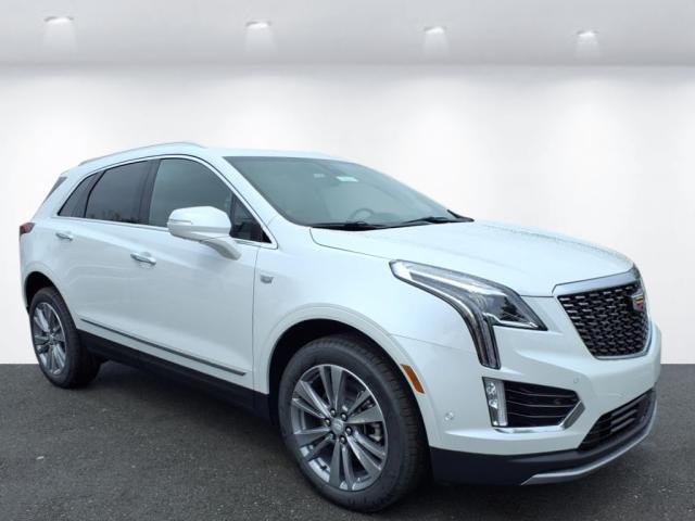 new 2025 Cadillac XT5 car, priced at $59,090