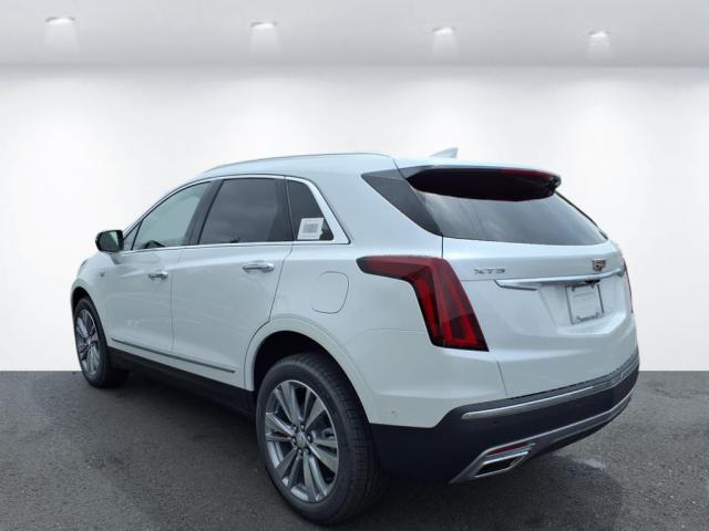 new 2025 Cadillac XT5 car, priced at $59,090