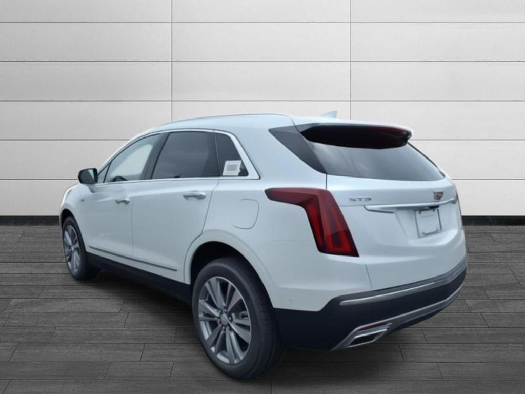 new 2025 Cadillac XT5 car, priced at $59,090