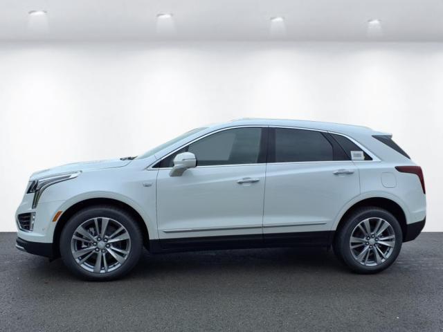 new 2025 Cadillac XT5 car, priced at $59,090