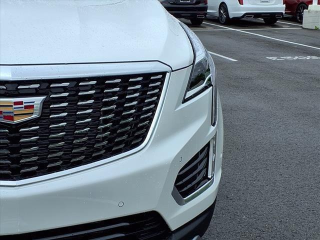 new 2025 Cadillac XT5 car, priced at $59,090